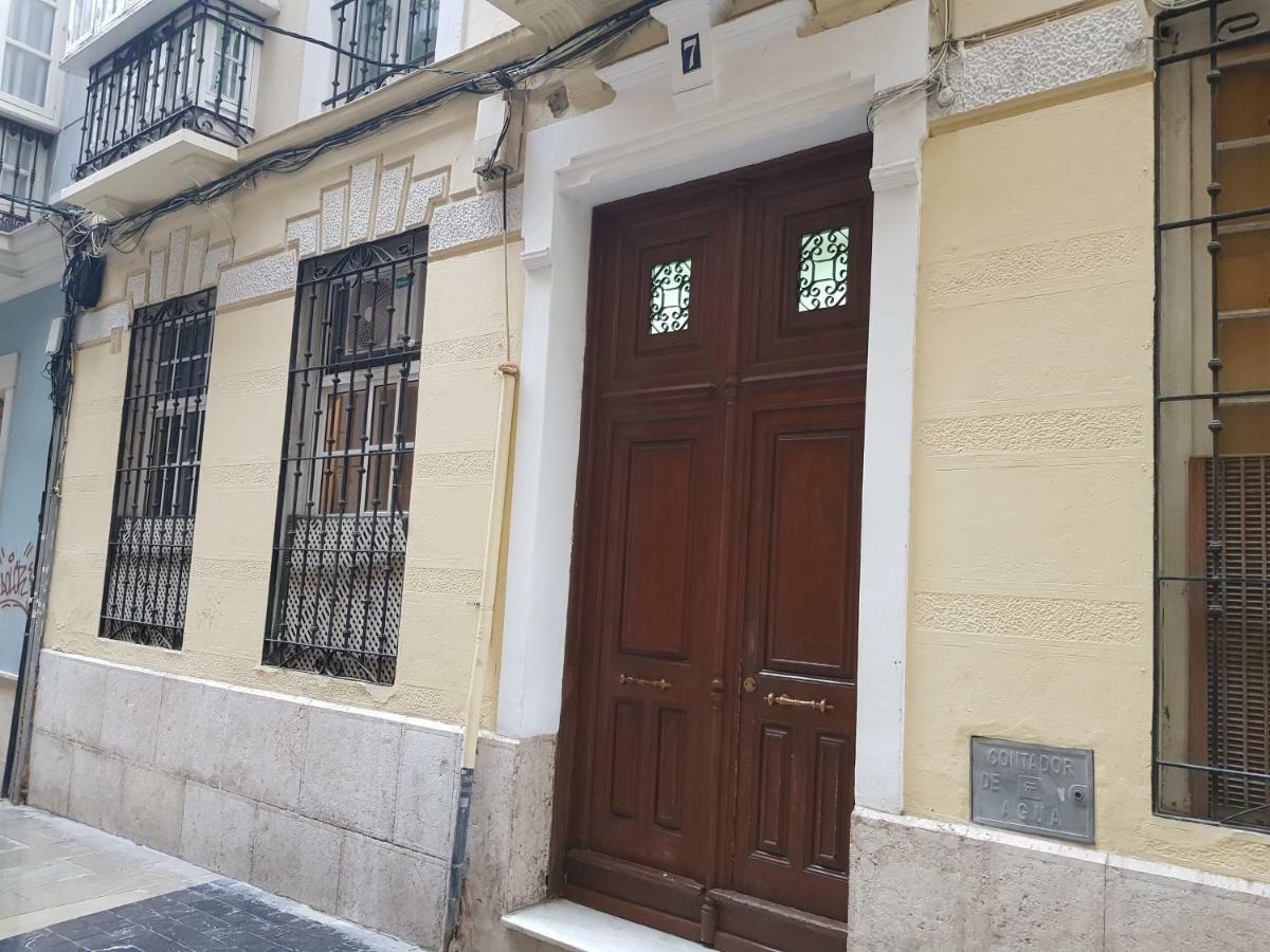 Julias Apartment مالقة المظهر الخارجي الصورة